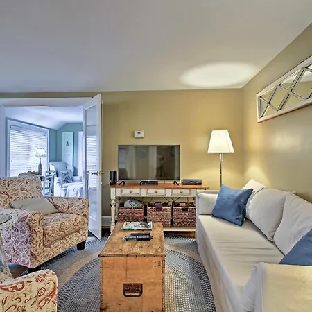Half Mi To Beach Lovely Guesthouse In Kennebunk!